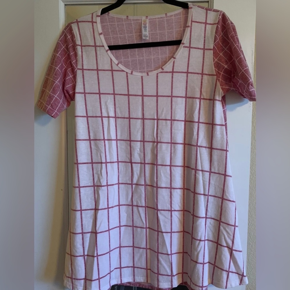 Lularoe Perfect Tee XS NWT Pink and White